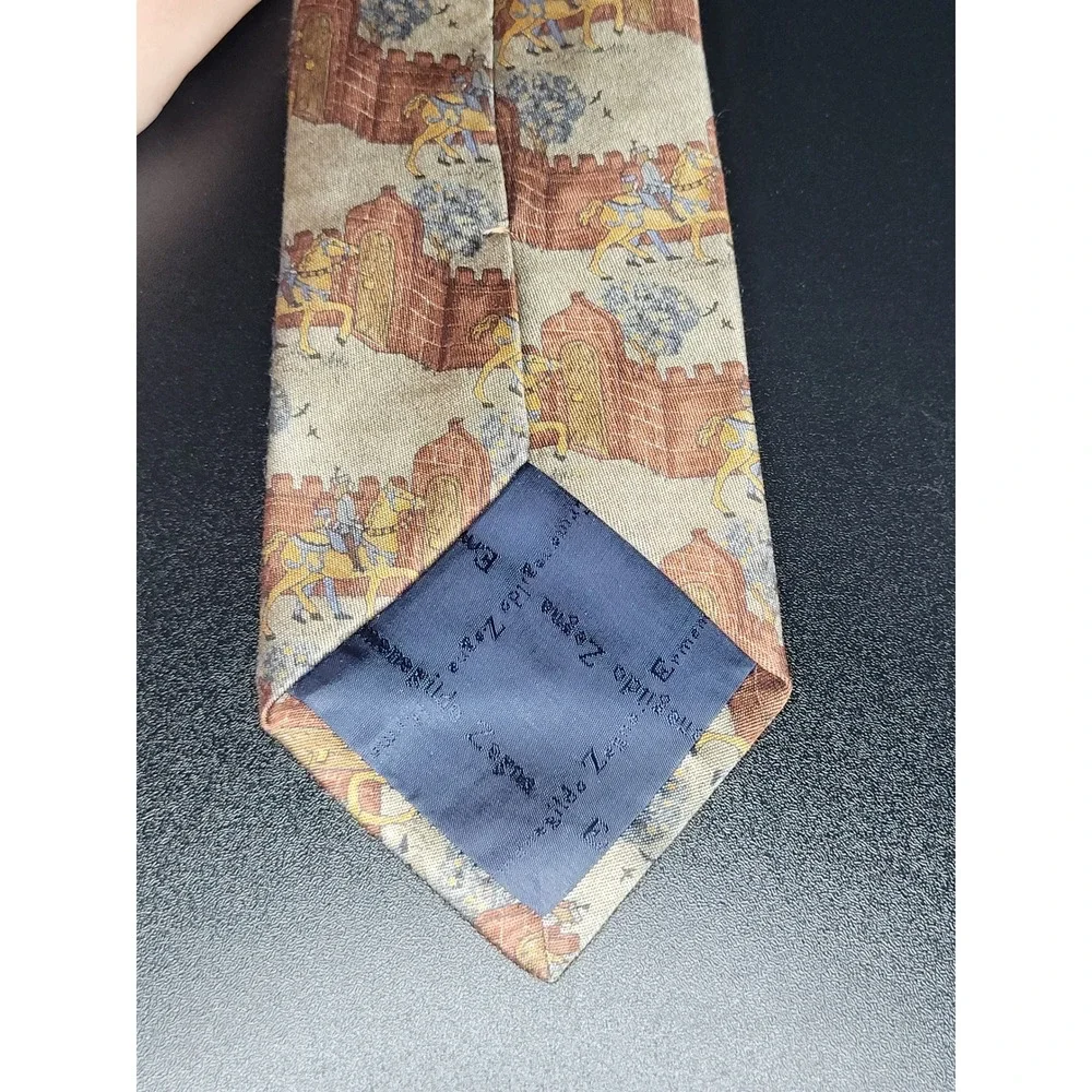 Ermenegildo Zegna Men's Necktie Tan Medieval Silk 3.75